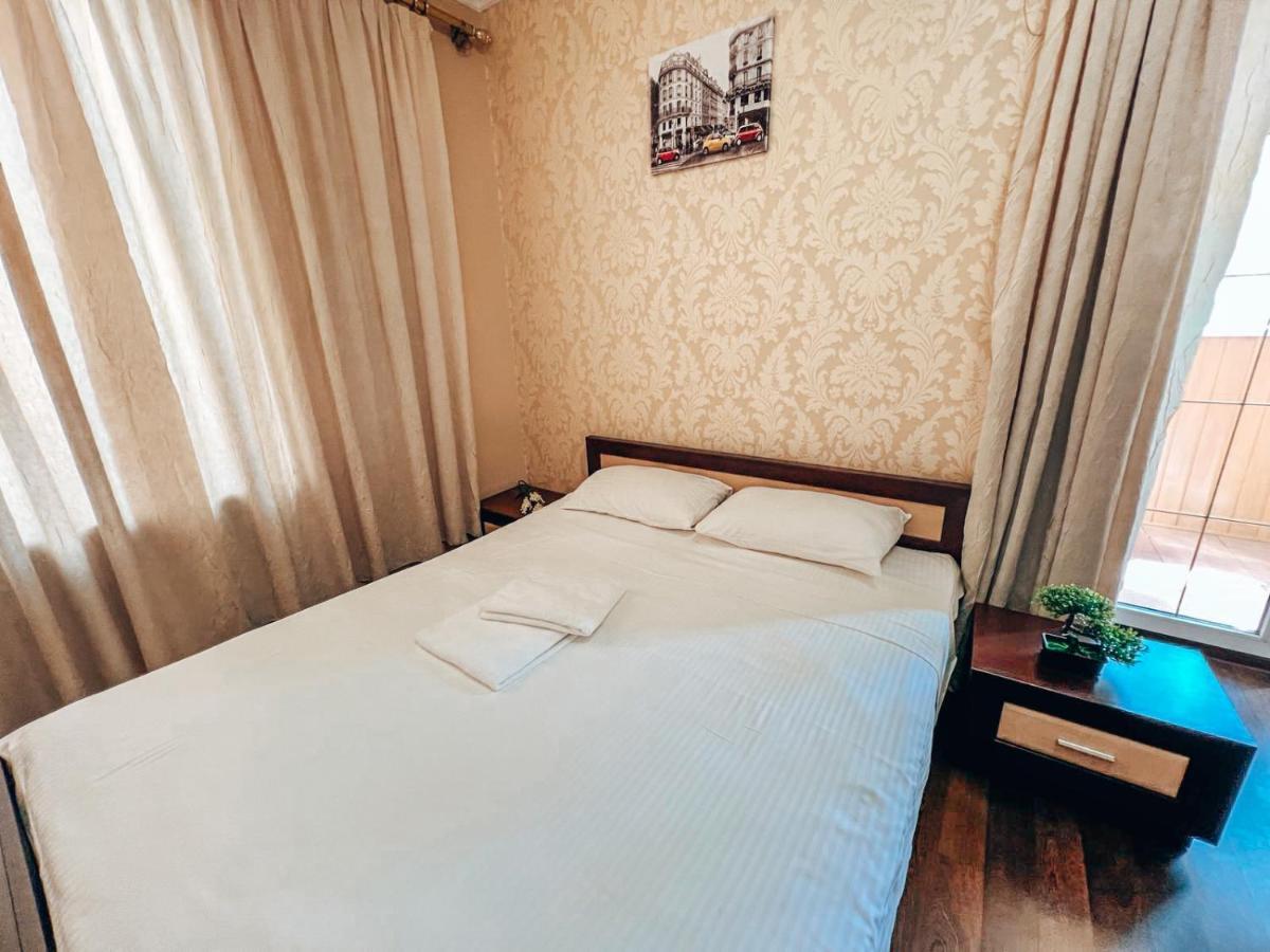 Квартира В Центре Крещатика Kiev Luaran gambar