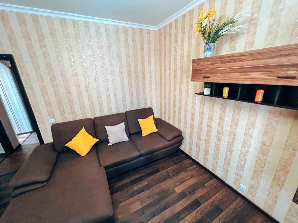 Квартира В Центре Крещатика Kiev Luaran gambar