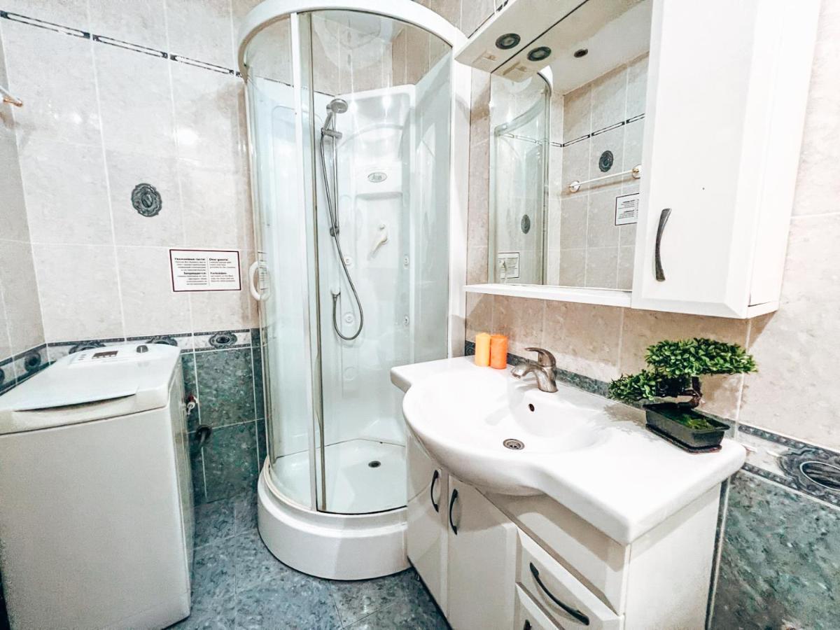 Квартира В Центре Крещатика Kiev Luaran gambar